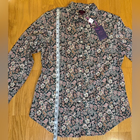 NWT J. Crew Liberty Fabric White Garden Slim Perfect Button Down Shirt Size 4 - Picture 13 of 13